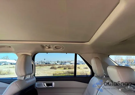 2020 Ford Explorer Platinum z USA, uszkodzony, nr VIN 1FM5K8HC0LGA41054